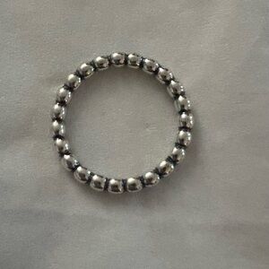 Elegant Silver Beaded Ring